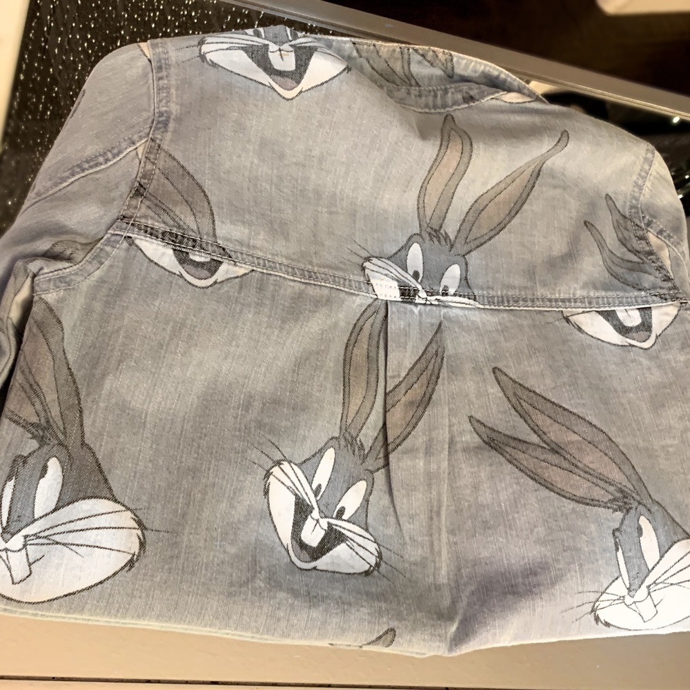 Bugs Bunny * Button Up - image 3